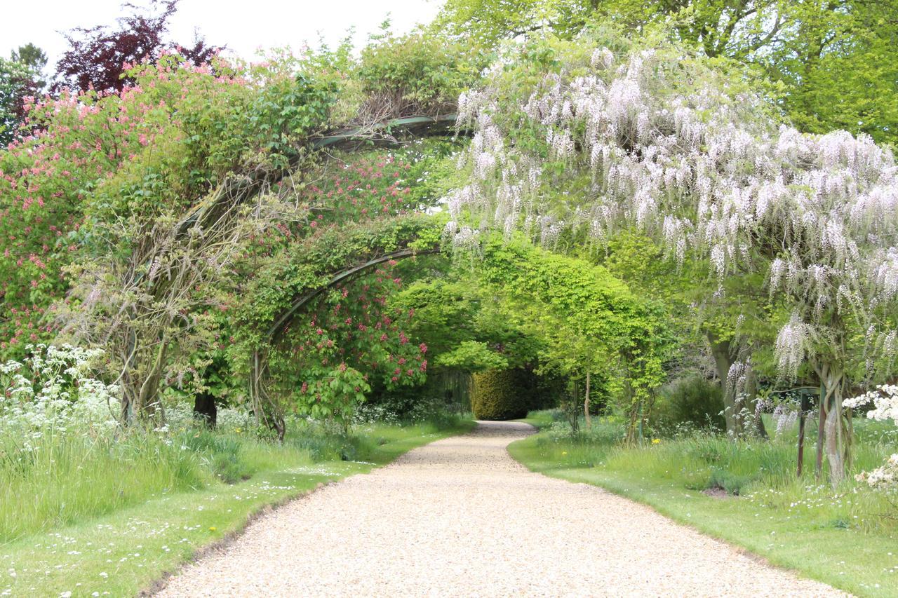Chippenham Park Garden Rooms Екстериор снимка